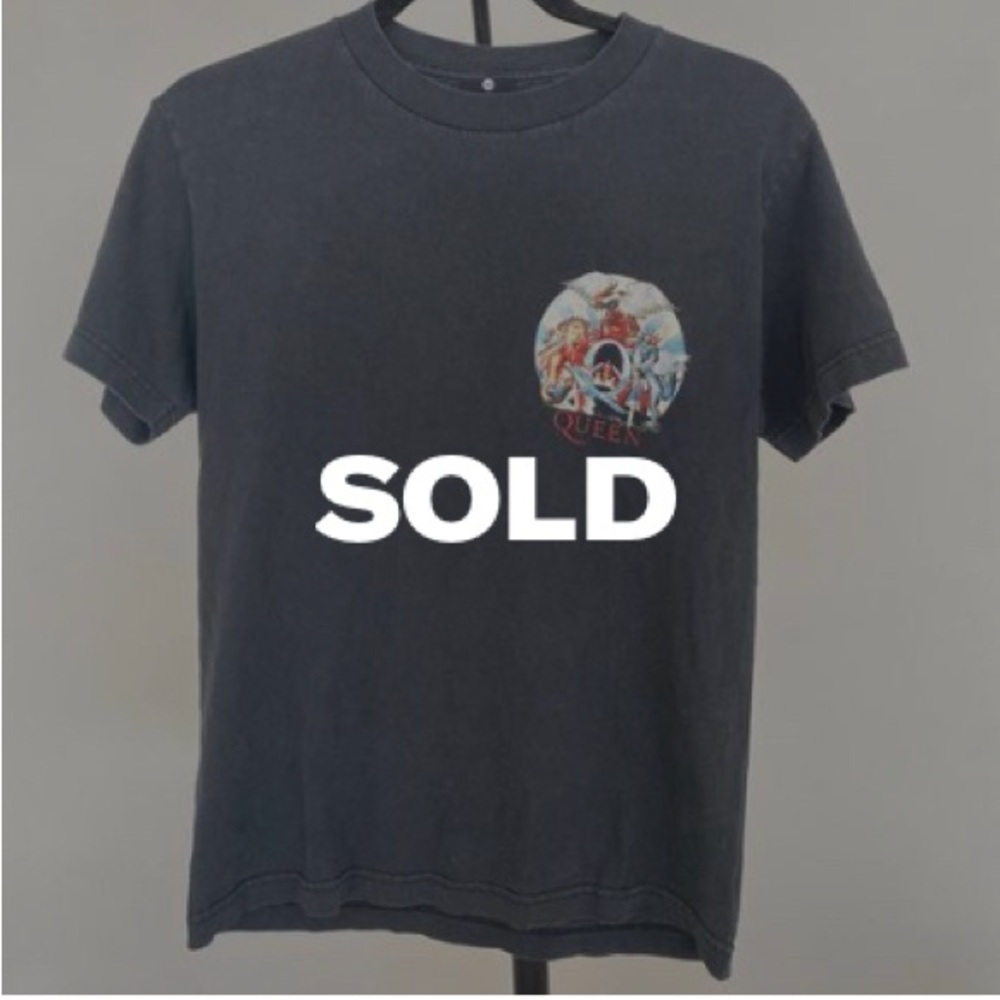Urban Outfitters Queen Band tee